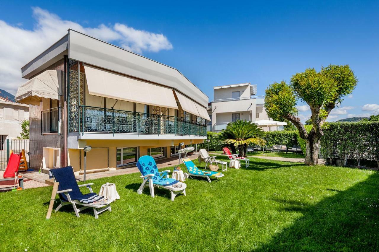 Hotel Villa Teresa Loano Esterno foto