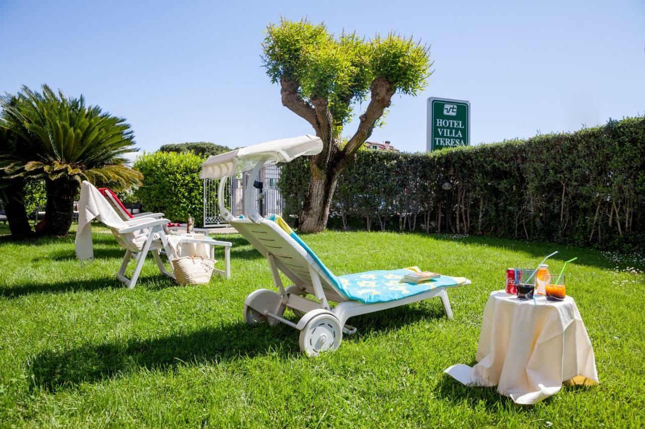 Hotel Villa Teresa Loano Esterno foto